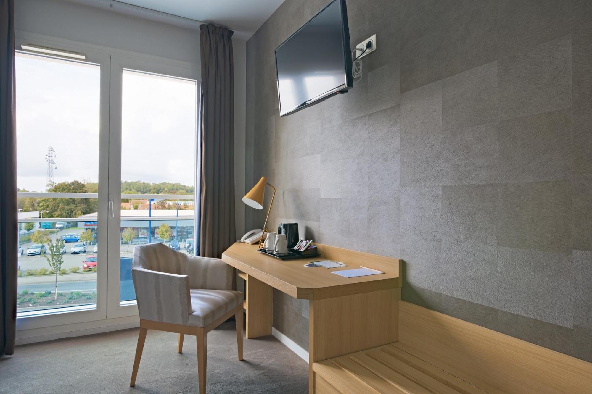 Les Suites - Konine 4 - Hotel & Bar & Restaurant Montceau-les-Mines Kültér fotó